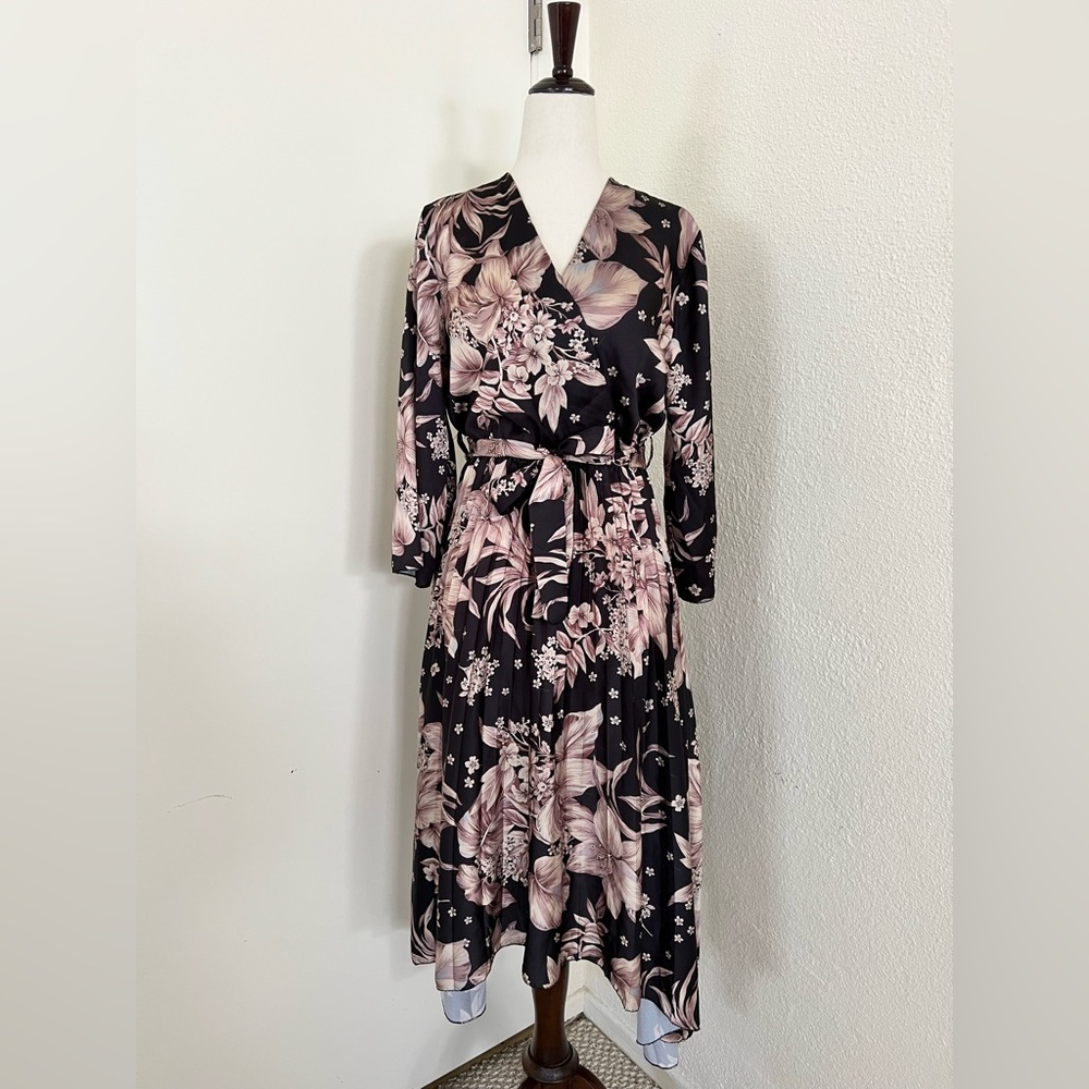 Coolples Moda Italy Maxi handkerchief hem Black Floral Dress Size Small